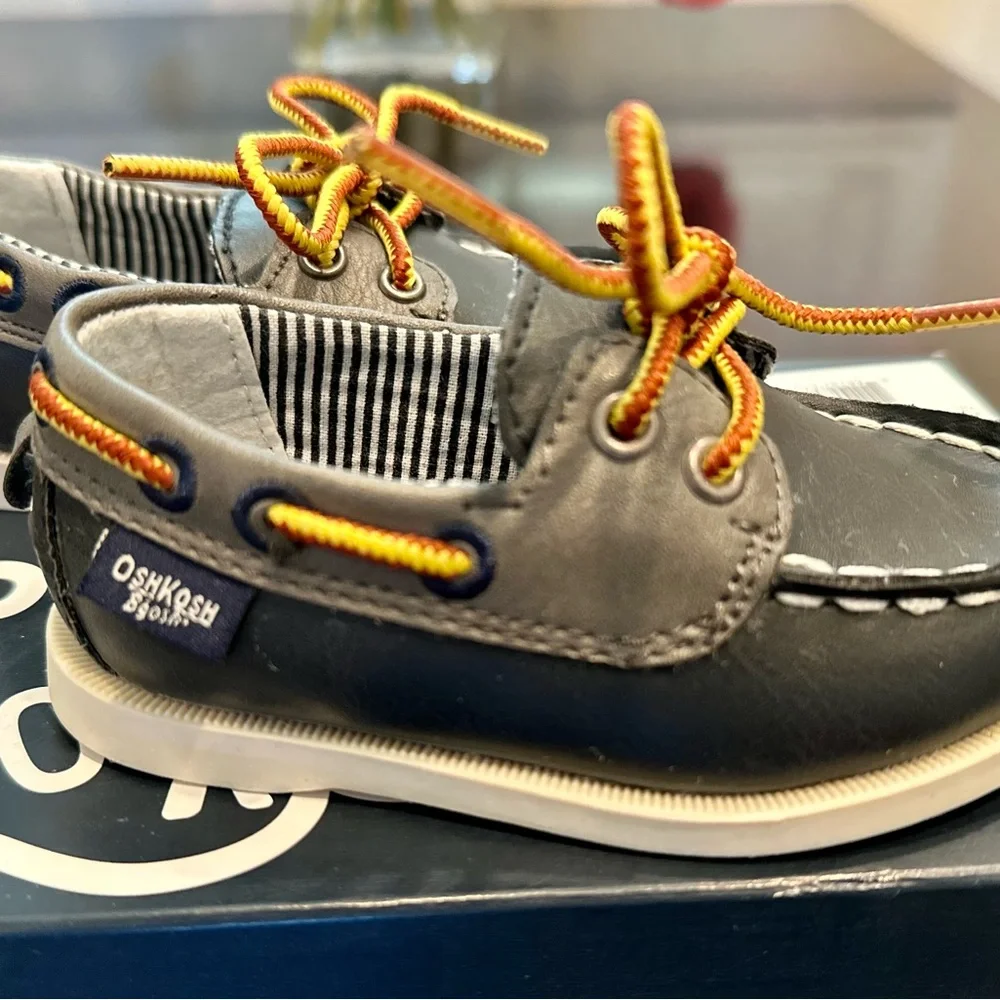 OshKosh Toddler Boat Shoes